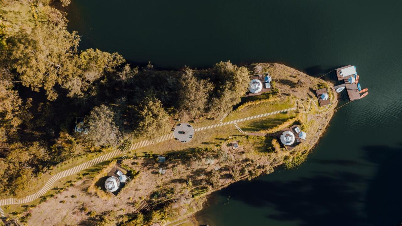 Domus Glamping Guatape Hotel Екстериор снимка