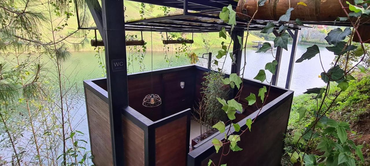 Domus Glamping Guatape Hotel Екстериор снимка