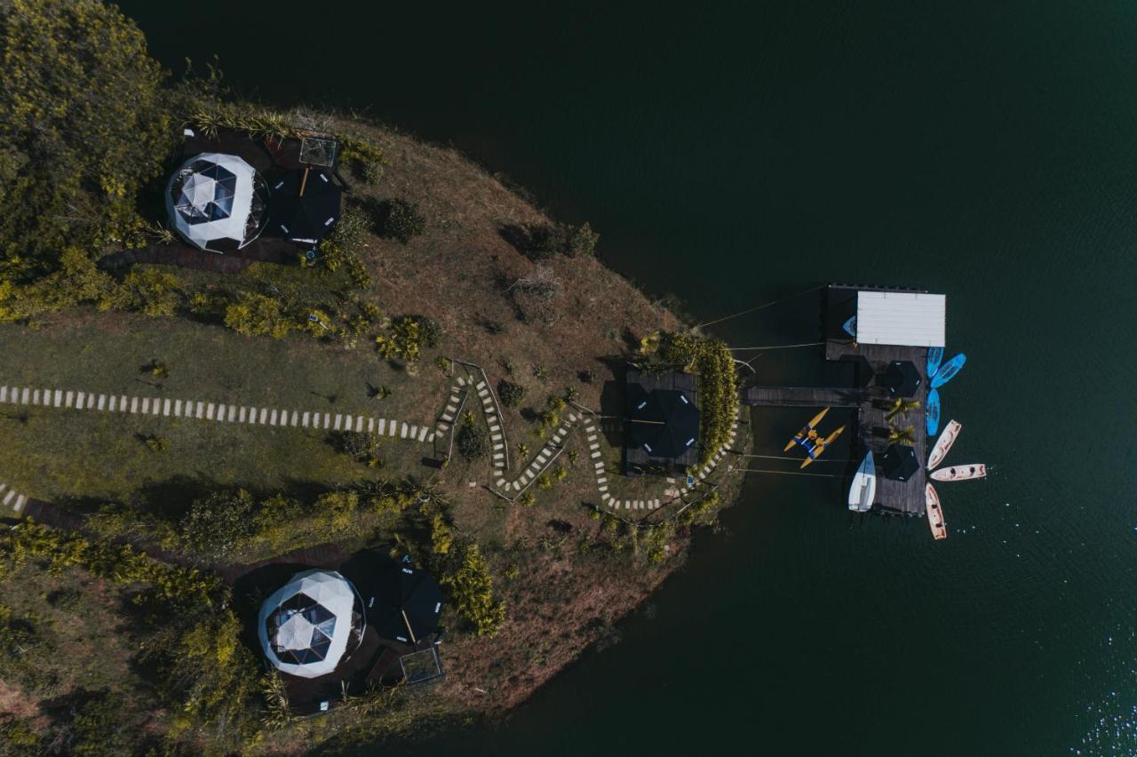 Domus Glamping Guatape Hotel Екстериор снимка