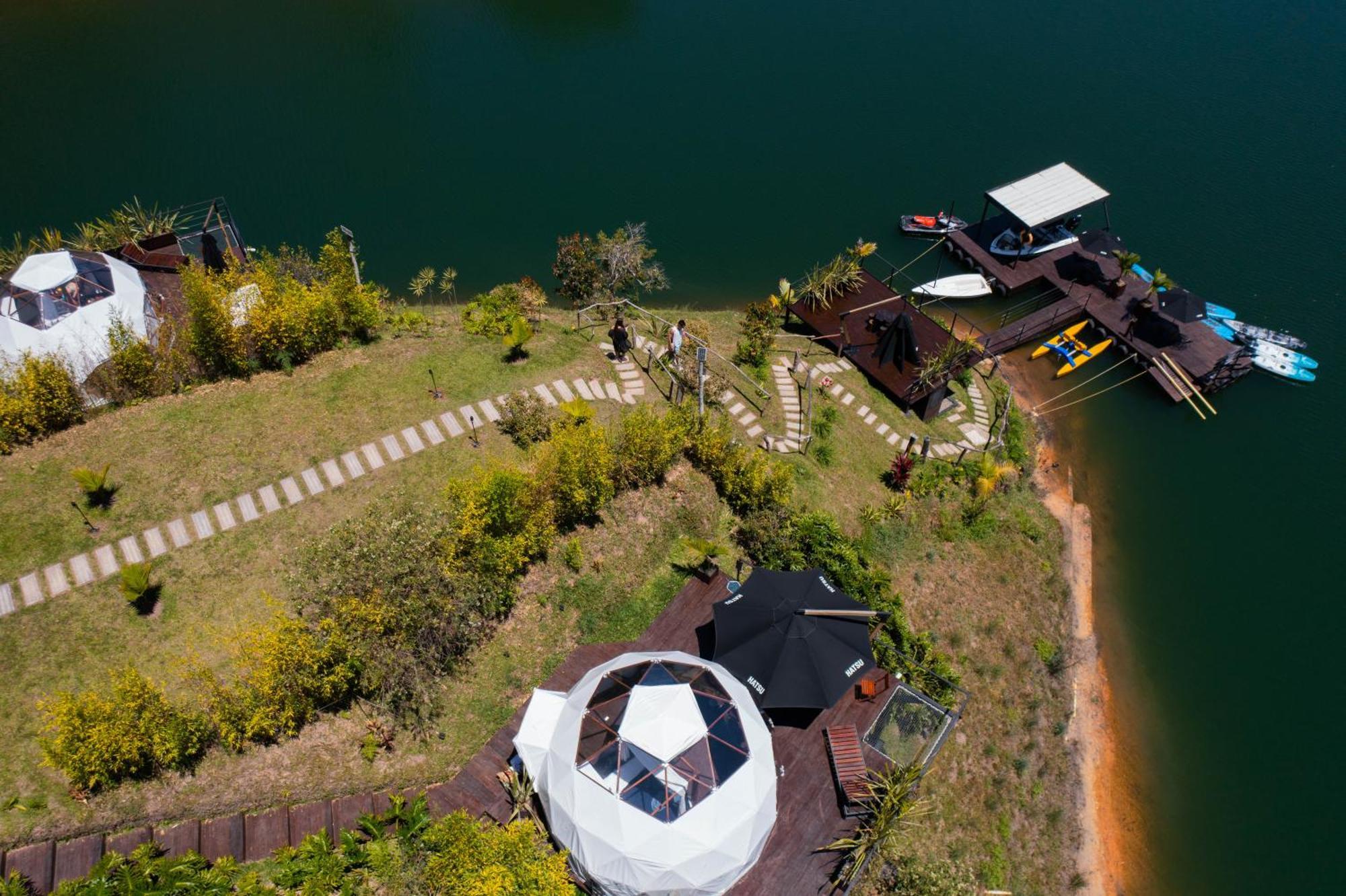 Domus Glamping Guatape Hotel Екстериор снимка