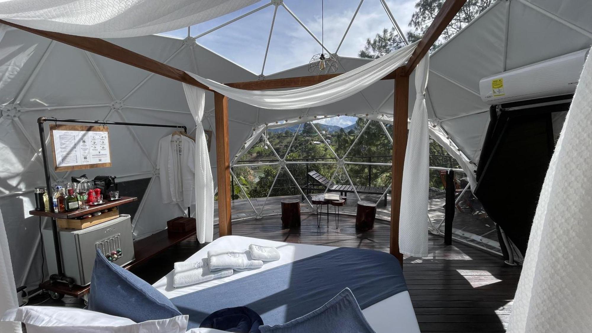Domus Glamping Guatape Hotel Екстериор снимка
